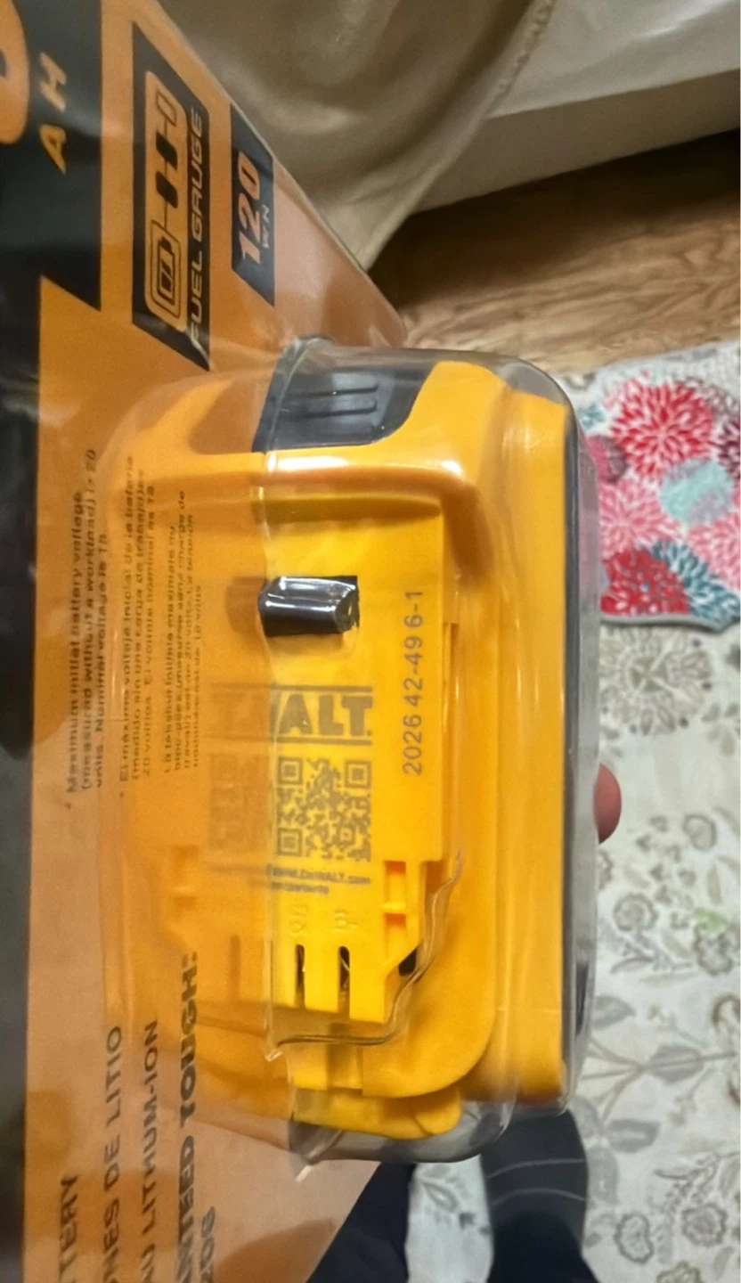 DeWalt 20V XR 6.0 Ah Lithium Ion Battery - photo 3