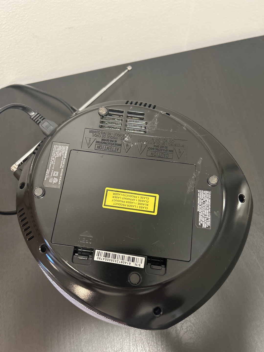 Sylvania Portable CD Player Radio Boombox - photo 5