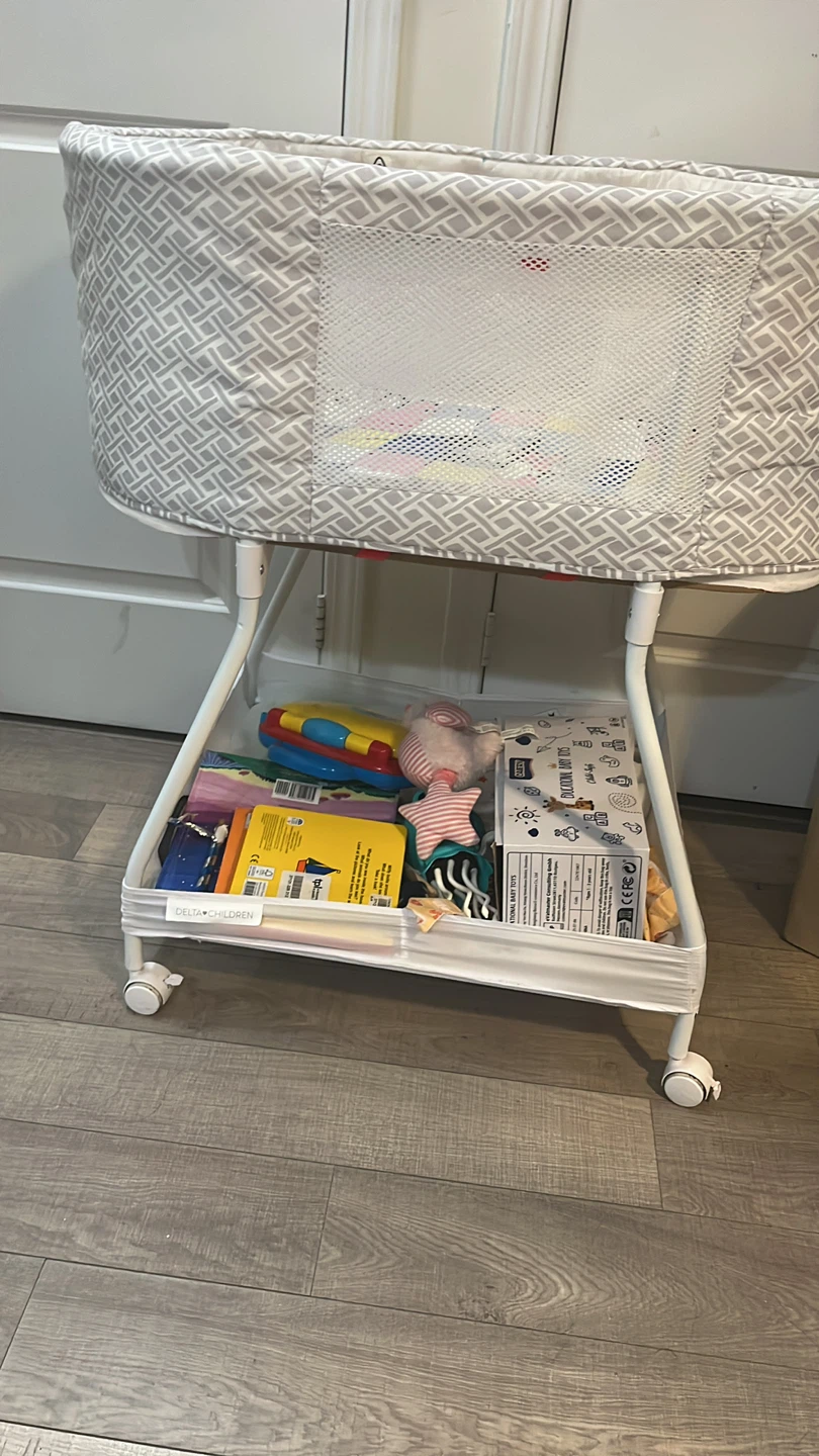Delta Children Bassinet - photo 3