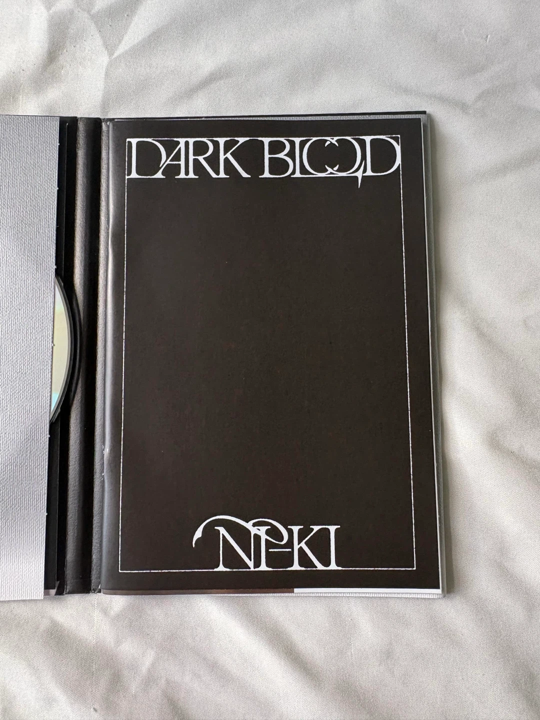 NIKI DARK BLOOD - photo 4