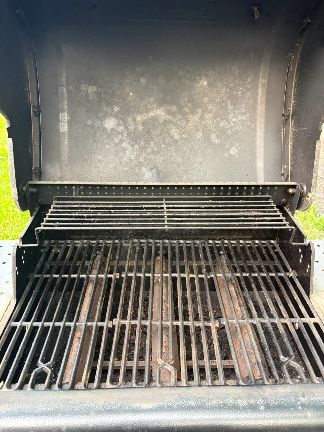 Coleman Propane Three Burner BBQ - photo 2