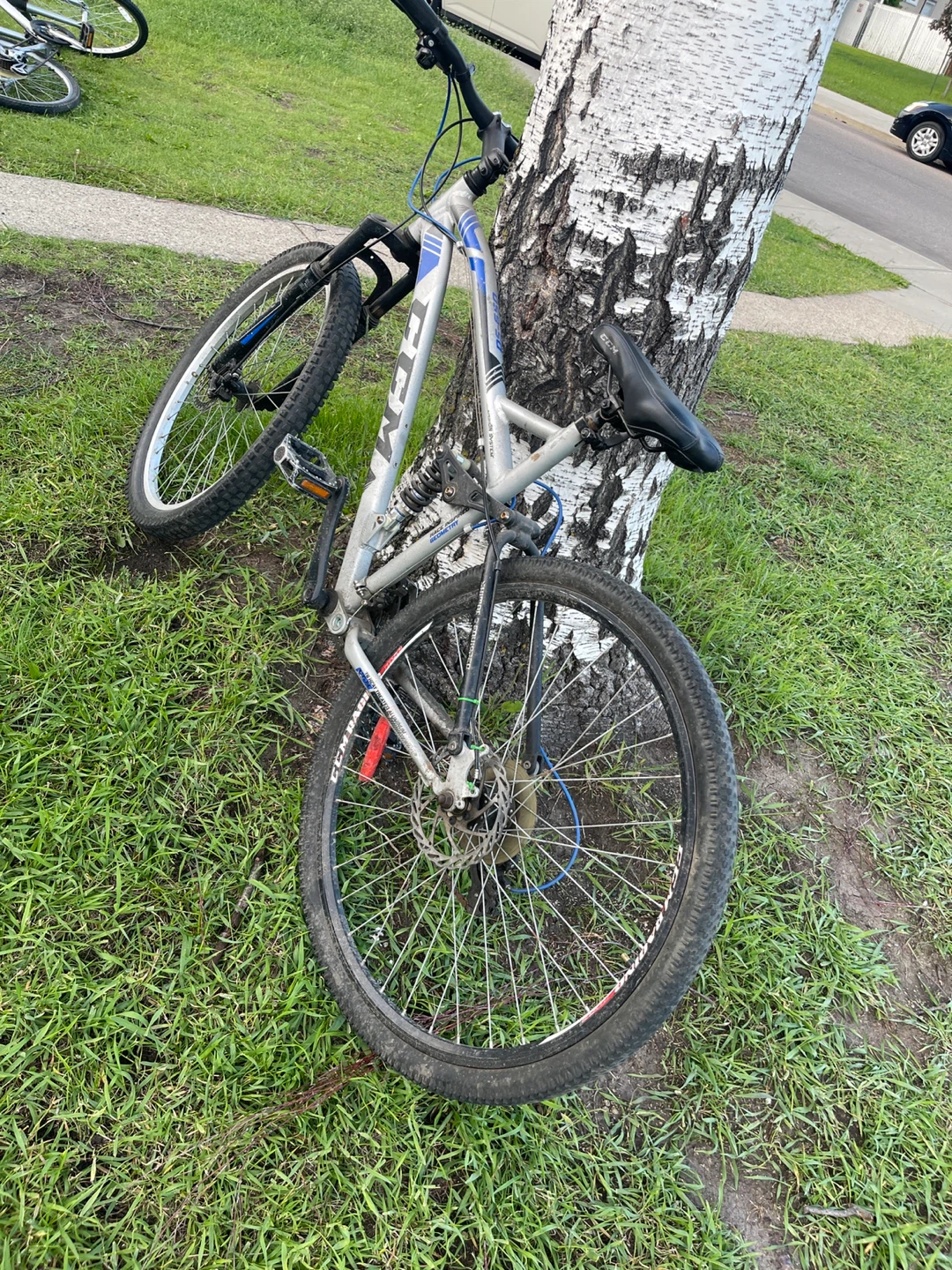 CCM Mountain Bike - photo 2
