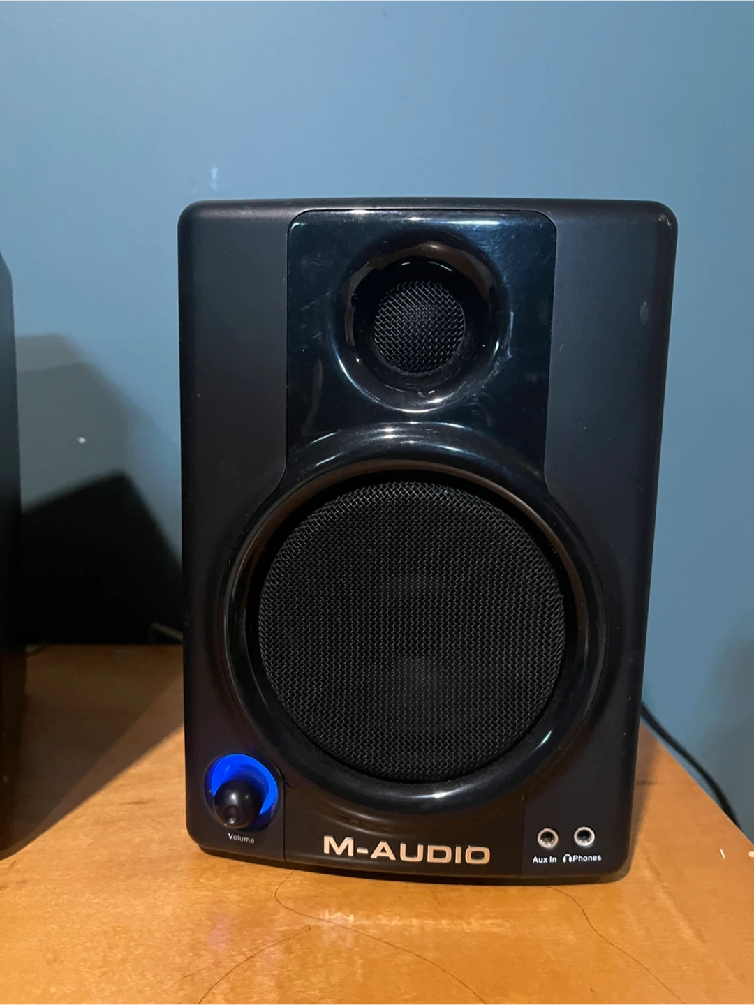 M-AUDIO Studiophile AV30 Powered Studio Monitors