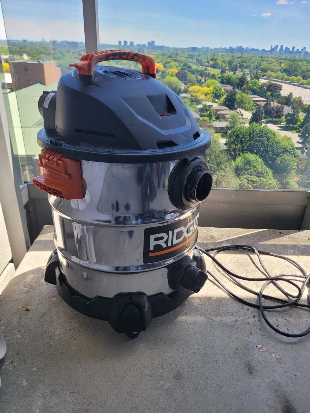 RIDGID Wet/Dry Vacuum - photo 2