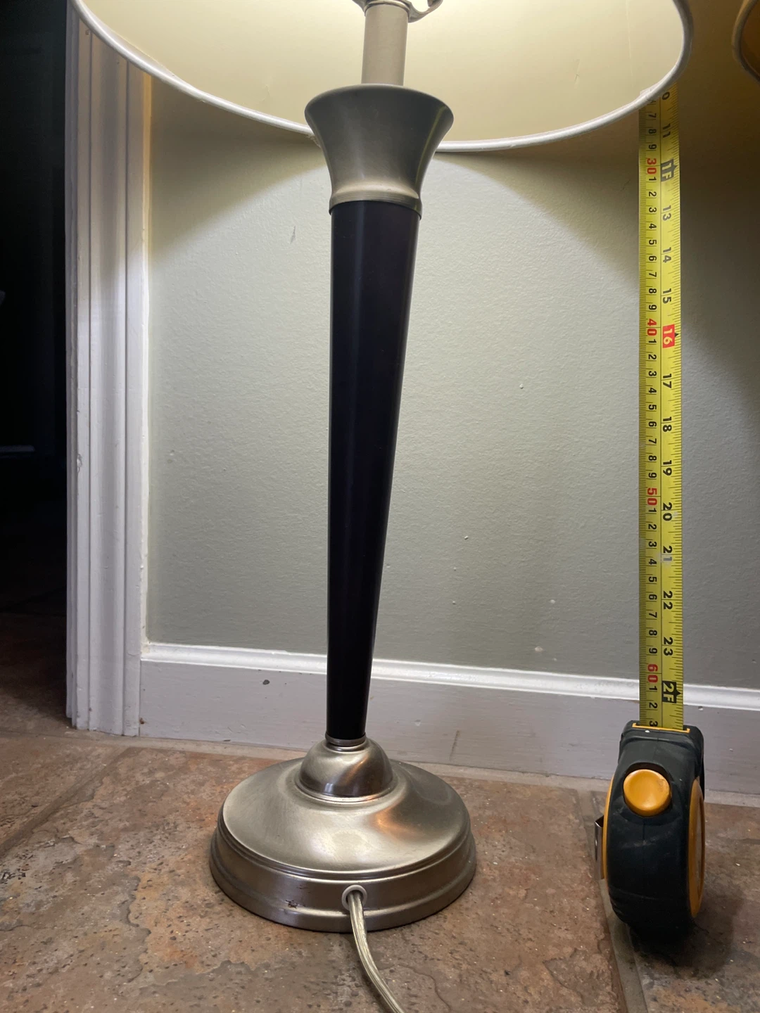 Two Table Lamps - photo 3