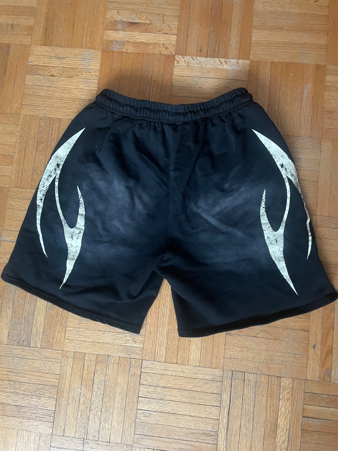 hellstar shorts - photo 2