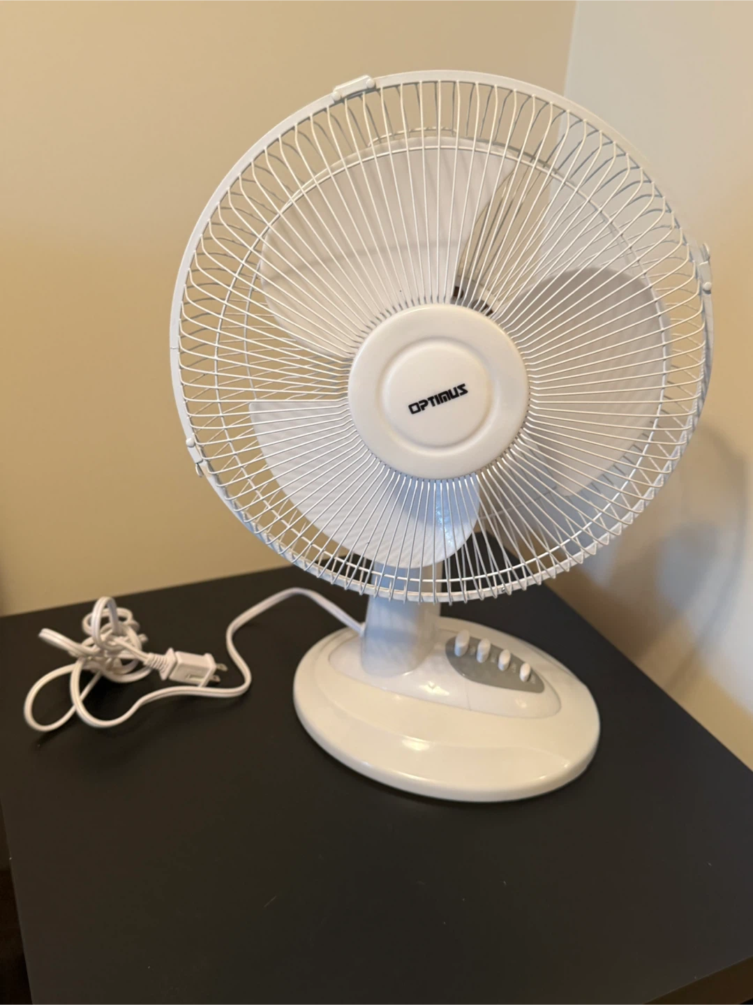Optimus White Table Fan