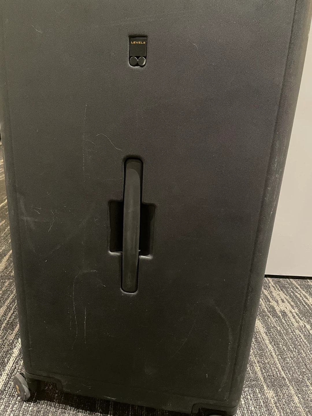 LEVEL8 Luggage 28" Checked Suitcase - photo 3