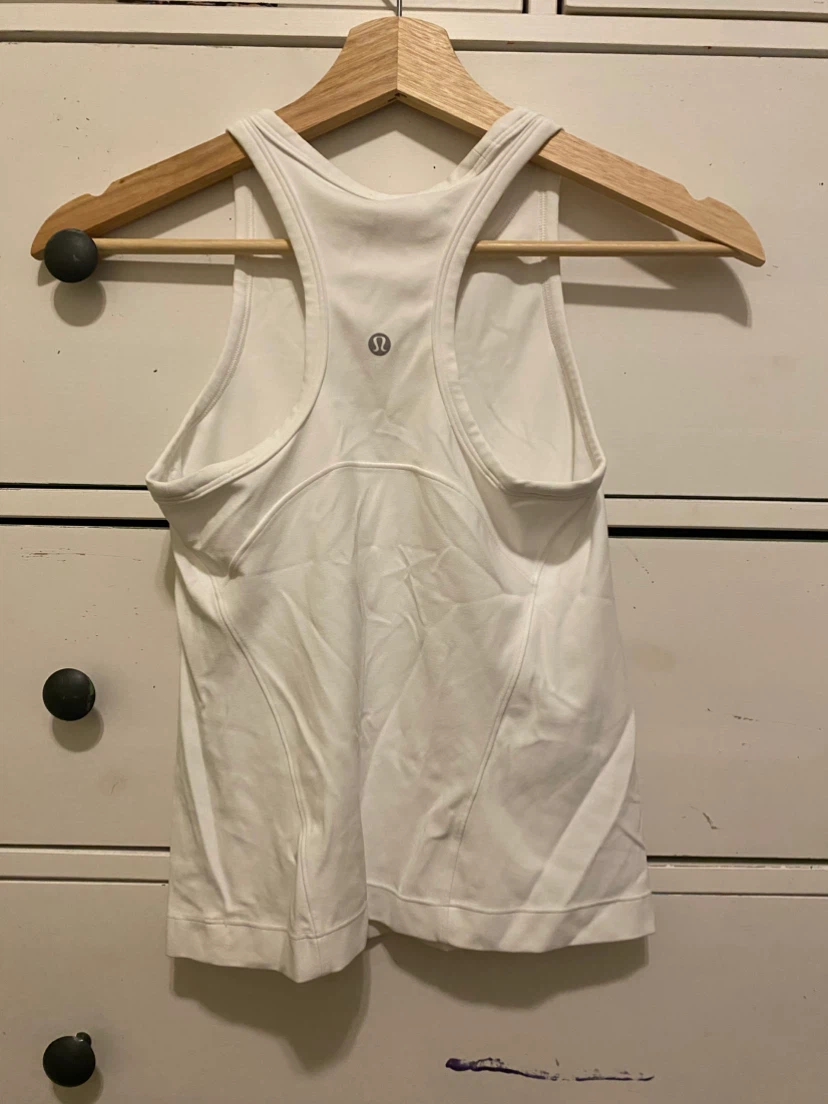 Lululemon White Tank Top - photo 2