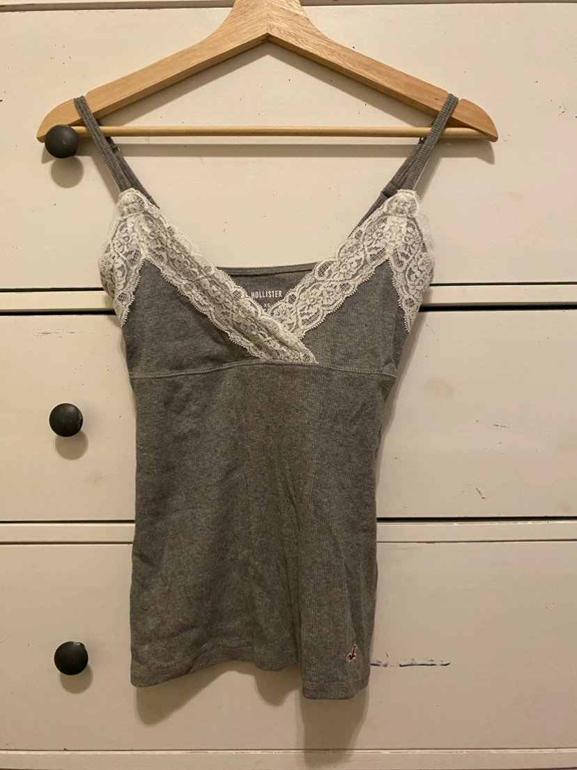 Hollister Grey Lace Trim Camisole