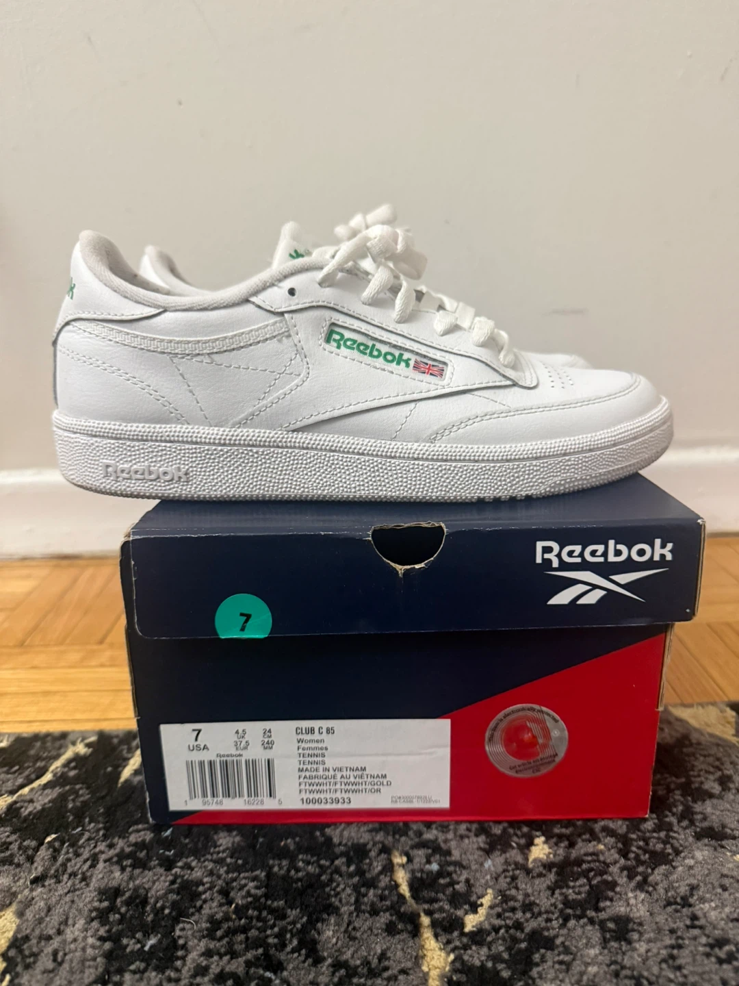 Reebok C club sneakers
