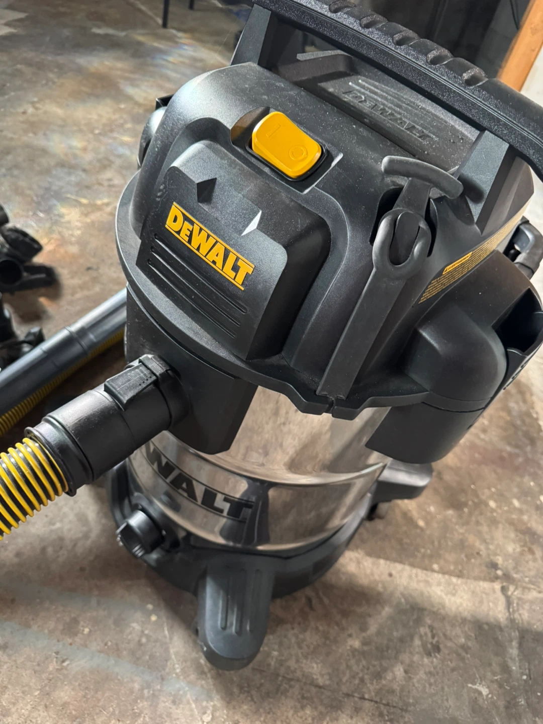 DeWalt Wet/Dry Vacuum with Accessories