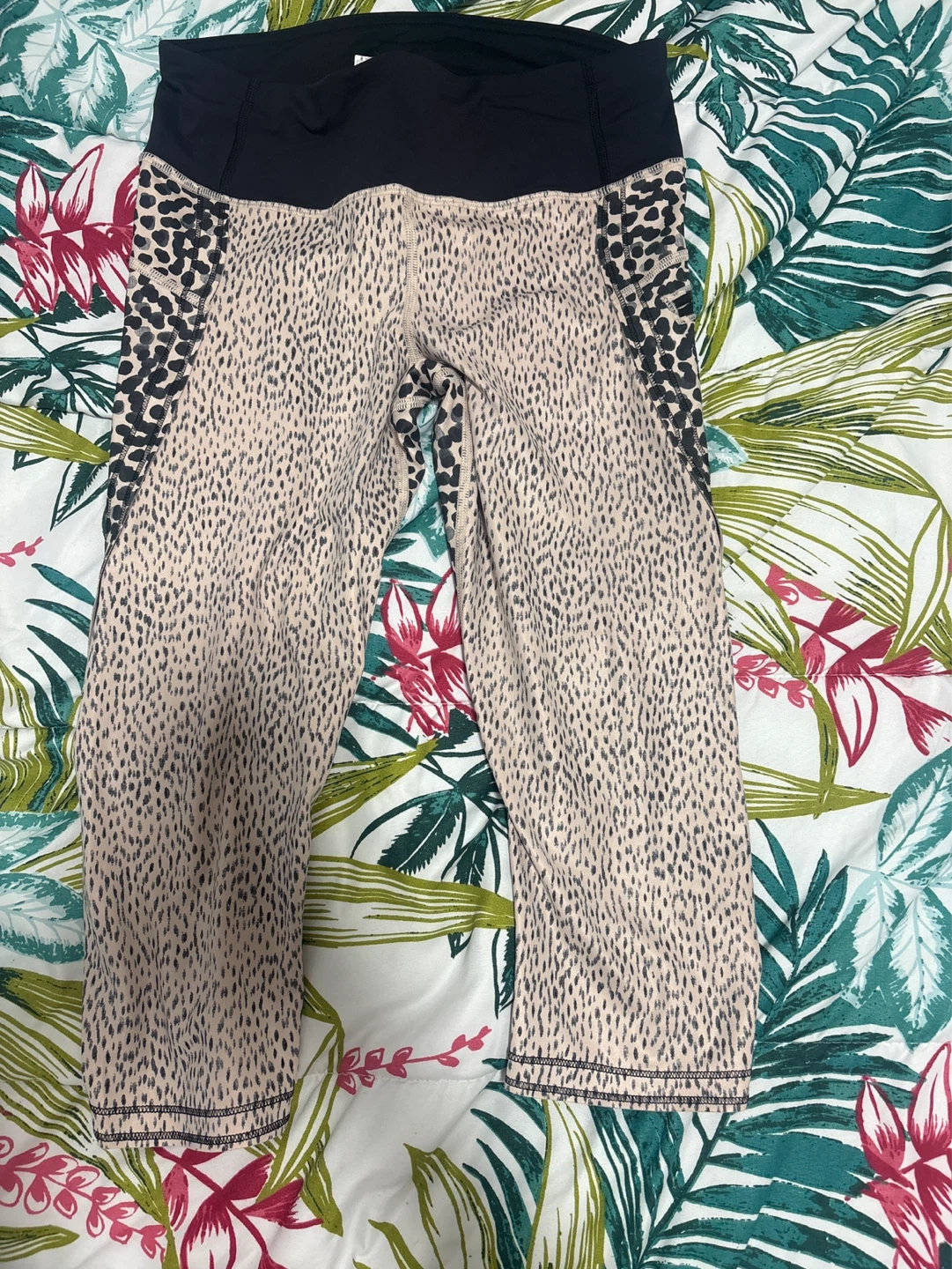 Lululemon Athletica Leggings Size 6