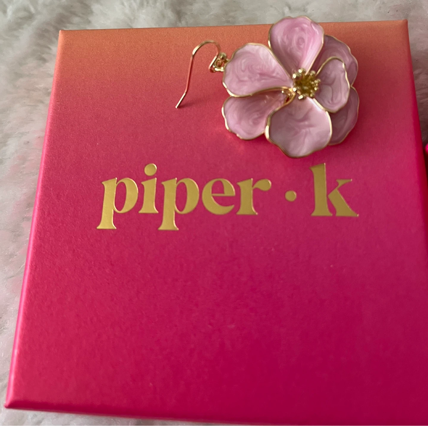 Piper K Hand Painted Pink Flower Earrings - photo 3