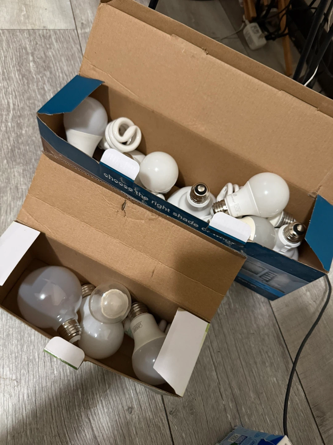 Mixed Brand Light Bulbs