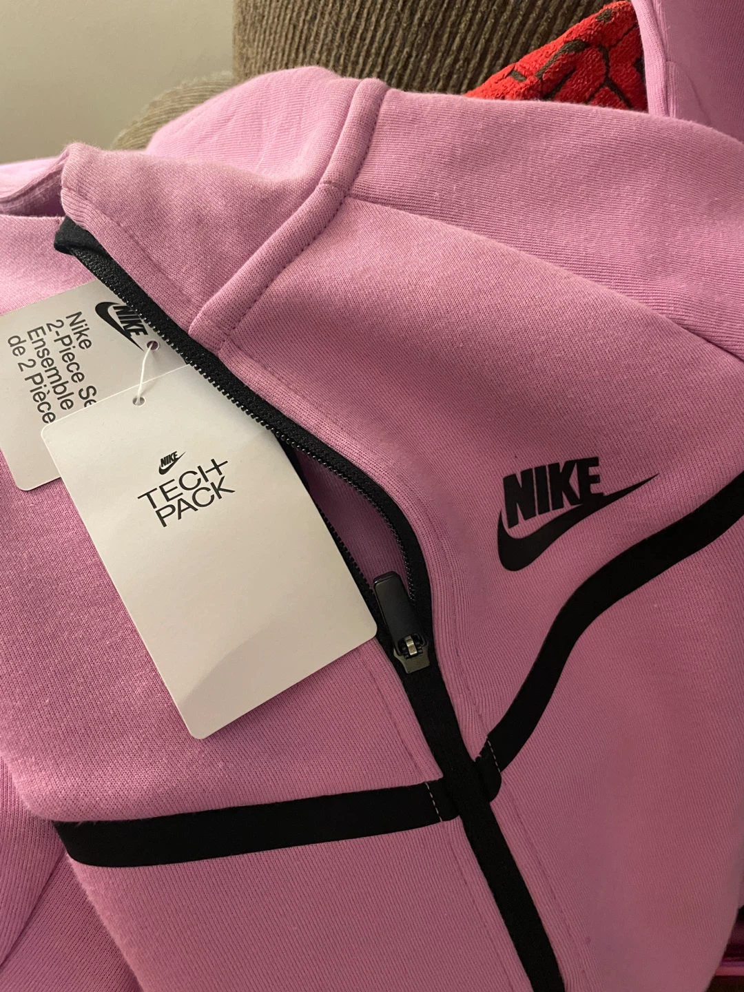 Nike Tech Pack Pink 2-Piece Set - photo 2