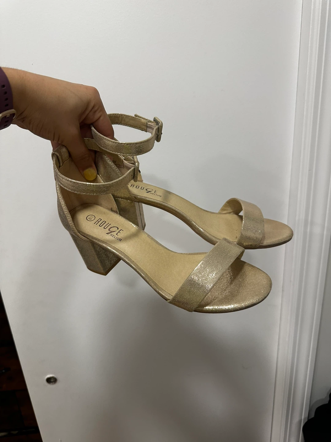 Rouge Helium Gold Block Heel Sandals - photo 2