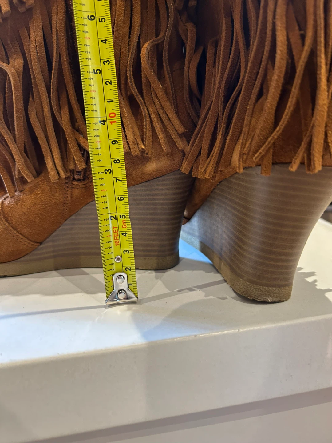 Minnetonka Fringe Wedge Boots size 8 - photo 3