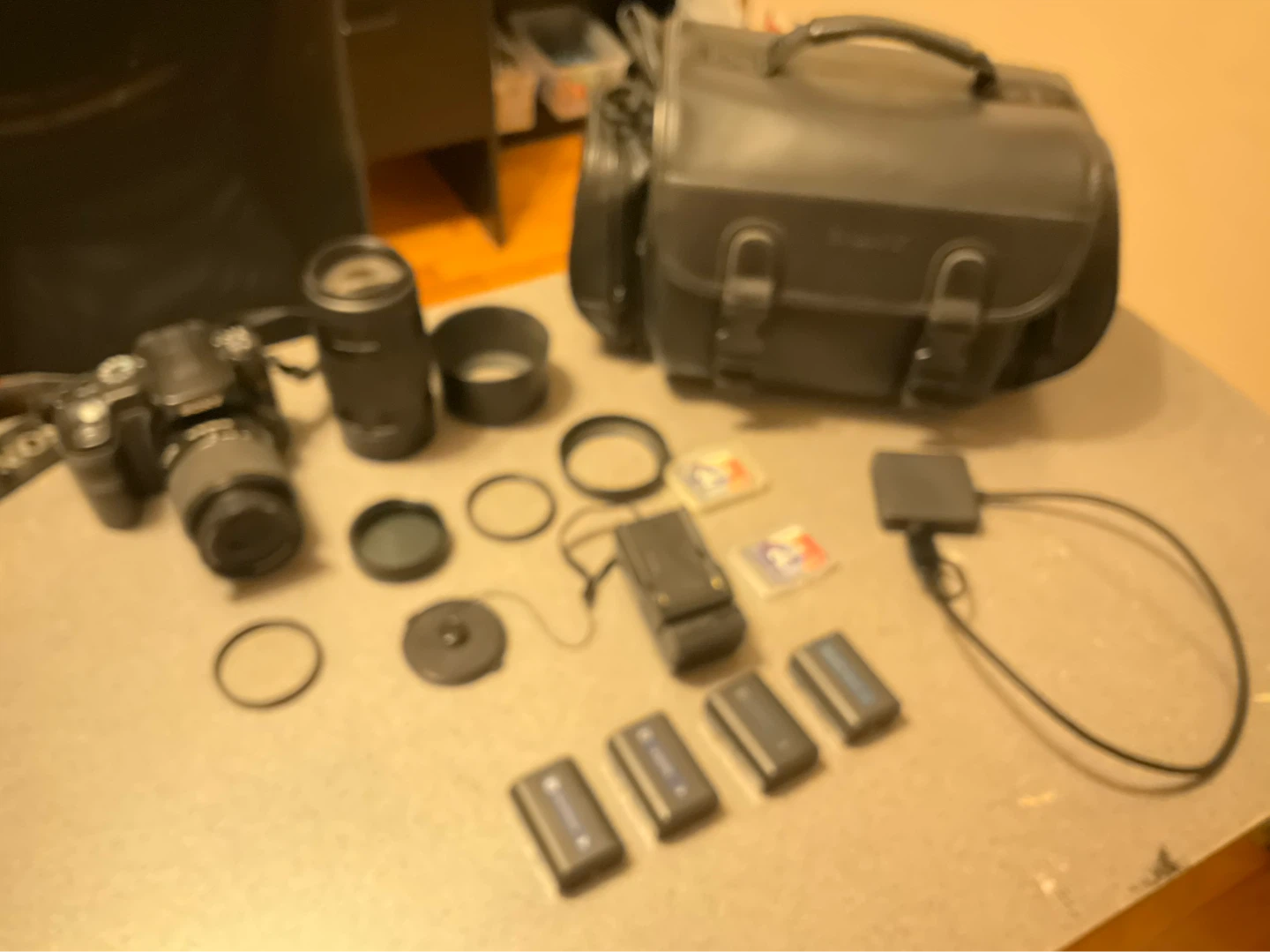 Sony Alpha A100 DSLR Camera with 18-70 and 76-300 telephoto Lens - photo 2