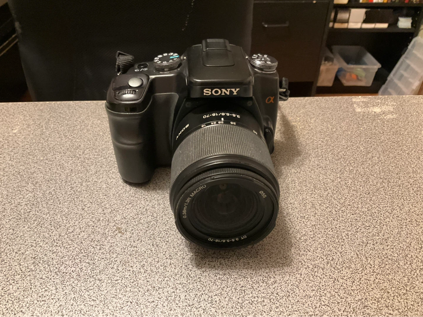Sony Alpha A100 DSLR Camera with 18-70 and 76-300 telephoto Lens