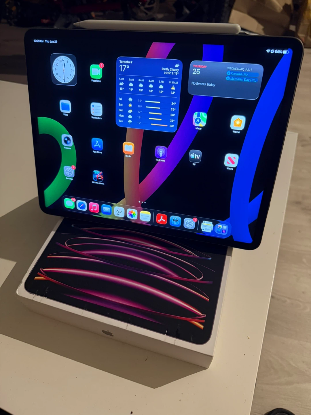 Apple iPad Pro 12.9” (6th Generation) 256GB Space Grey