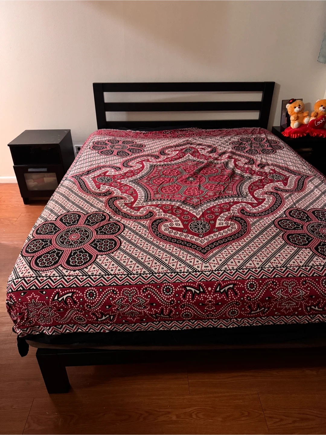 Queen Size Bed Frame with Headboard - photo 2