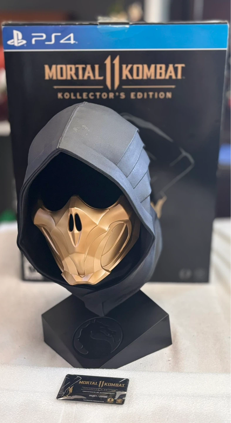 Mortal Kombat 11 Kollector's Edition Scorpion Mask Bust - photo 5