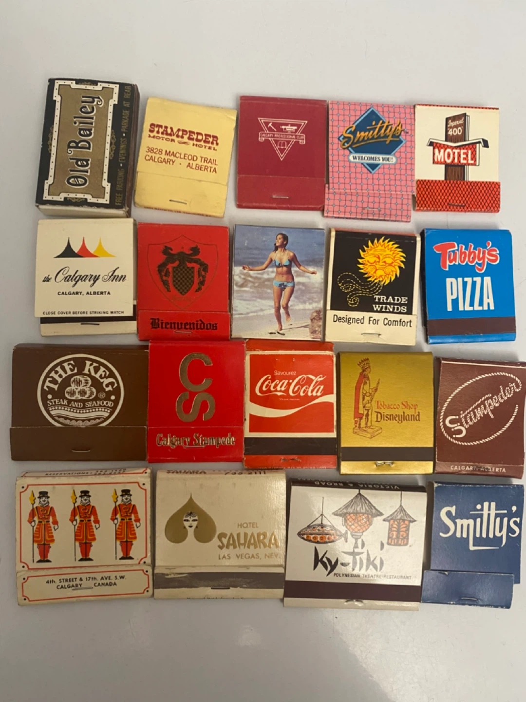 Collection of over 300 Vintage Matchbooks - photo 3