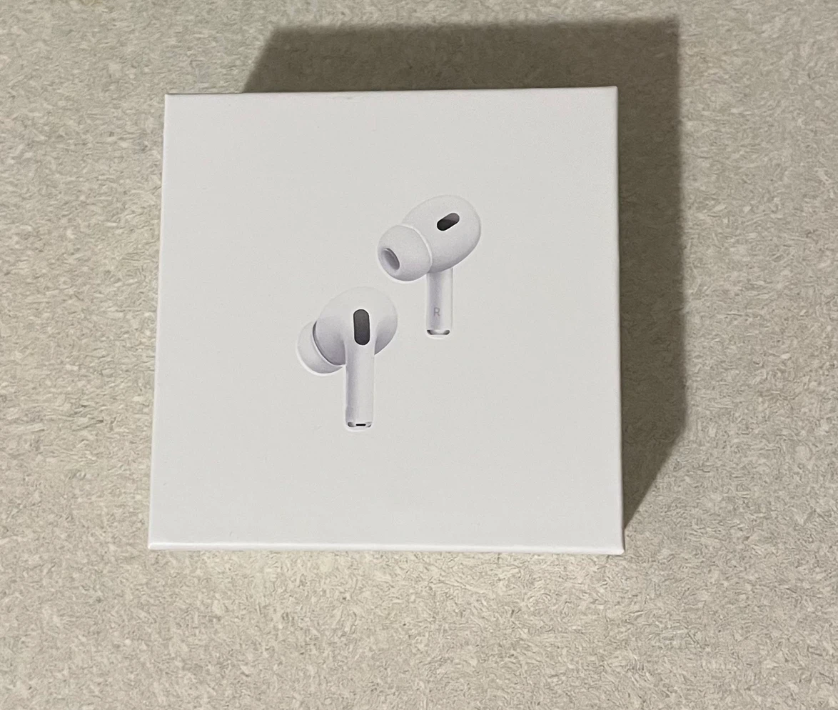 Apple AirPods Pro (2nd generation) with MagSafe Charging Case
