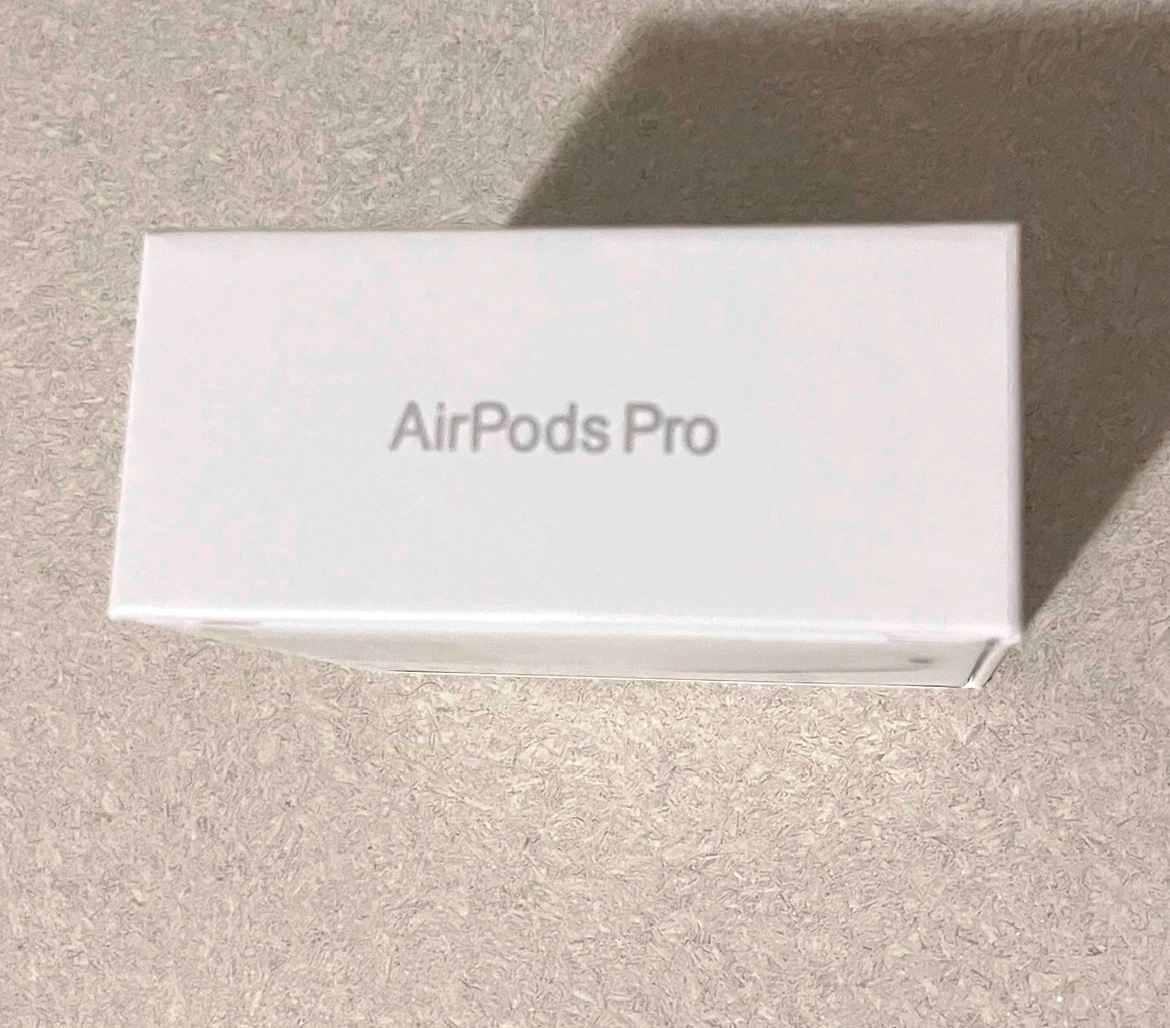 Apple AirPods Pro (2nd generation) with MagSafe Charging Case - photo 4