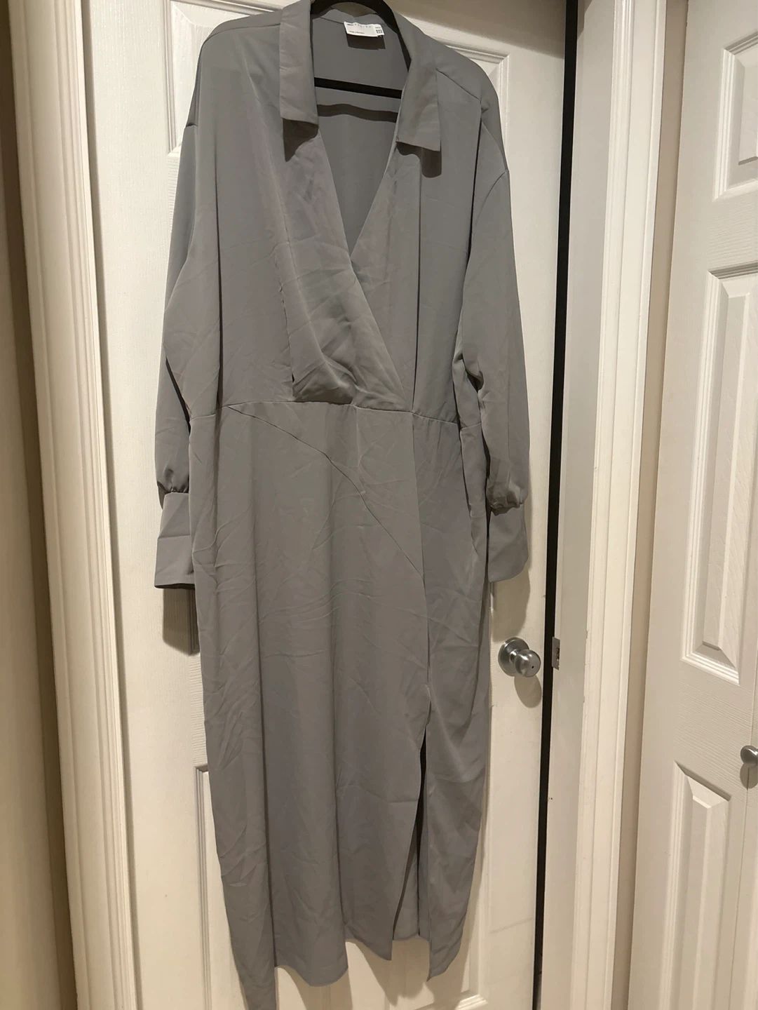 Brand New ASOS DESIGN Grey Wrap Midi Dress - photo 2