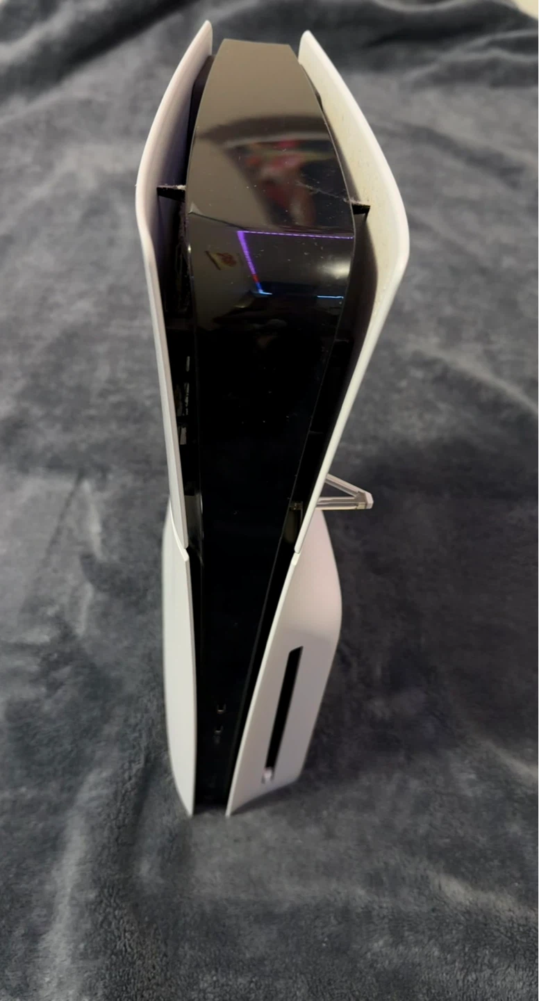 PS5 Slim Disc Edition 1TB – Factory Reset – Ready to Play 🎮 - photo 2