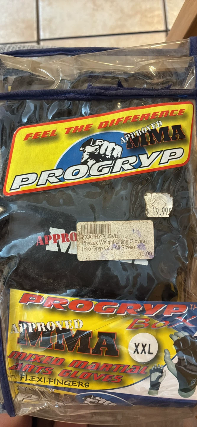 New Pro Grip MMA Mixed Martial Arts Gloves - photo 2