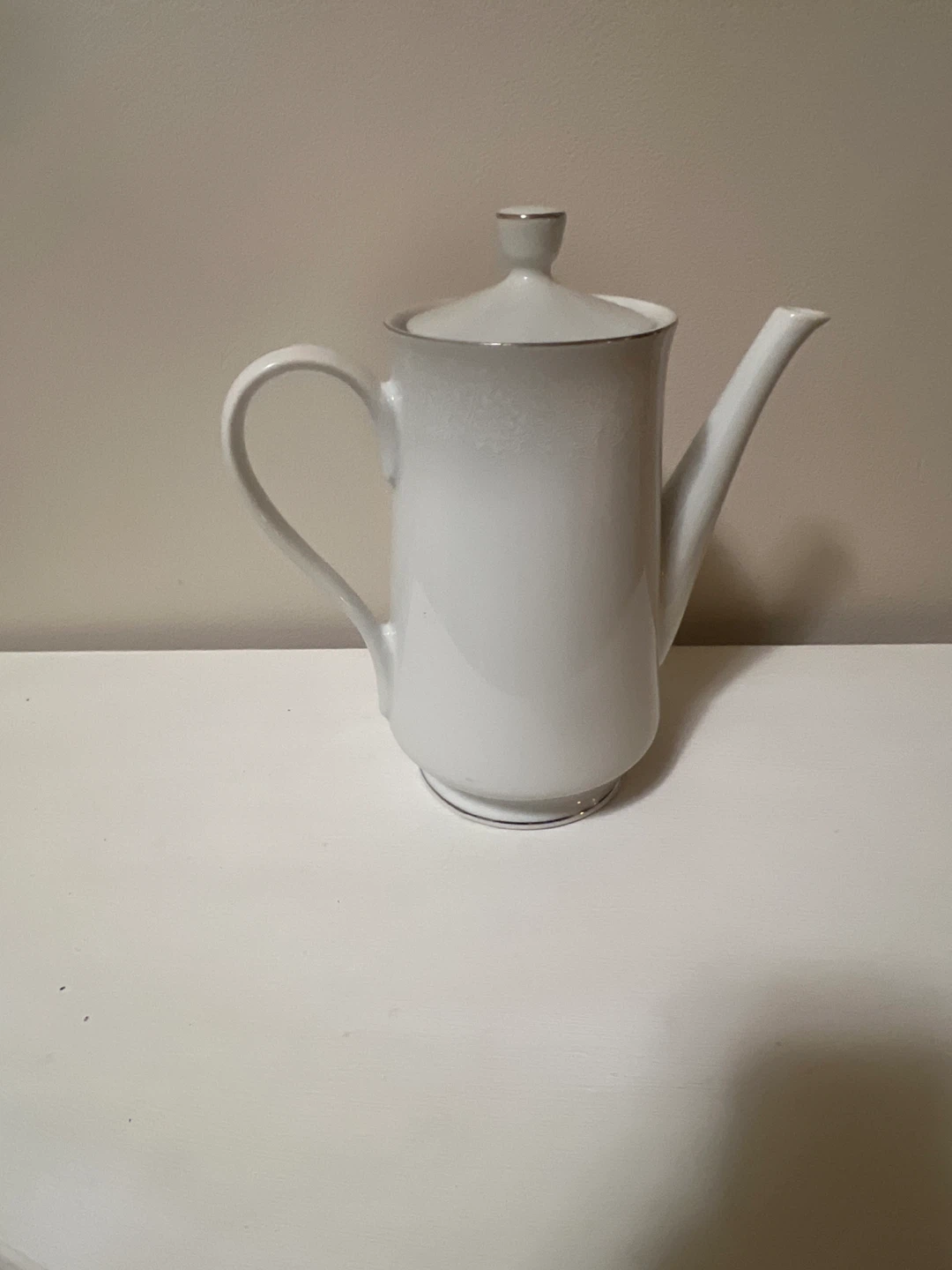 White “Lovelace” Tea/Coffee Pot with Floral Embossing - photo 2