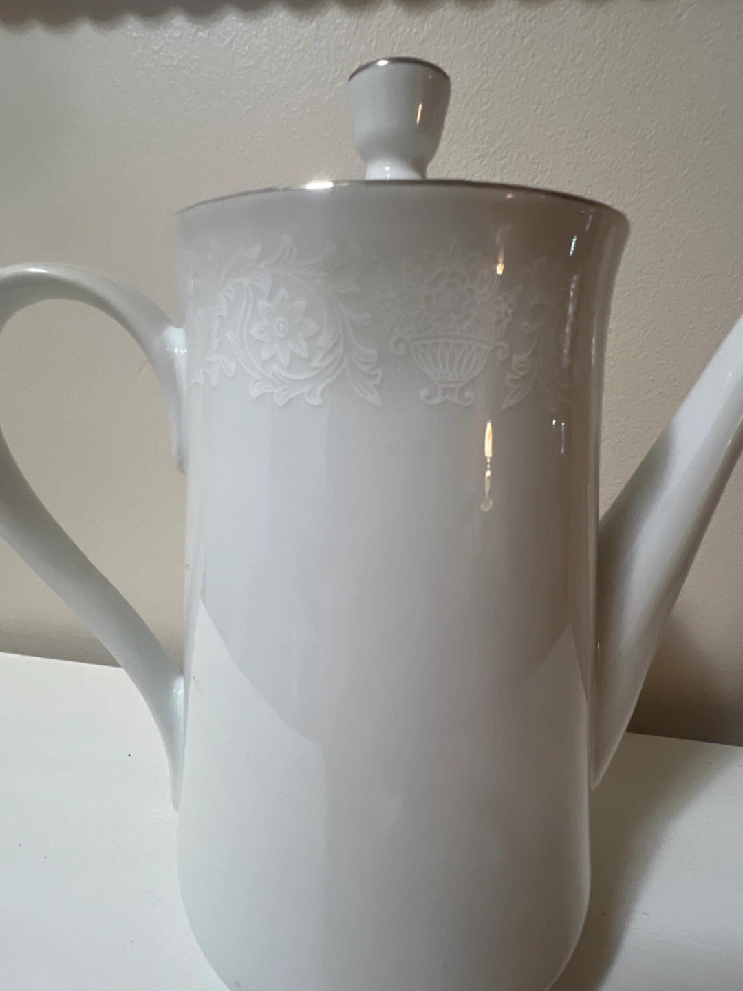 White “Lovelace” Tea/Coffee Pot with Floral Embossing