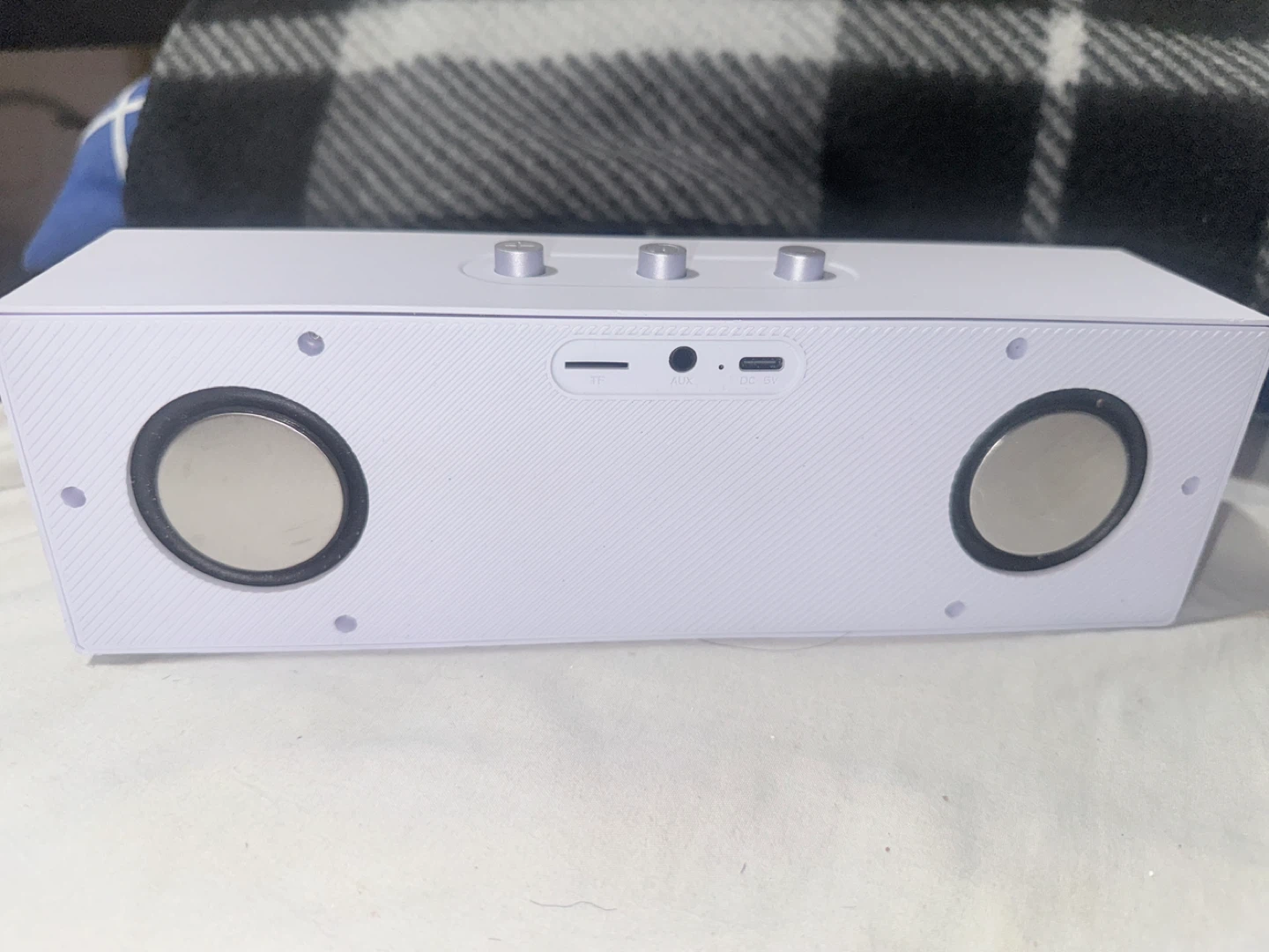 White Portable Bluetooth Speaker with AUX Input
