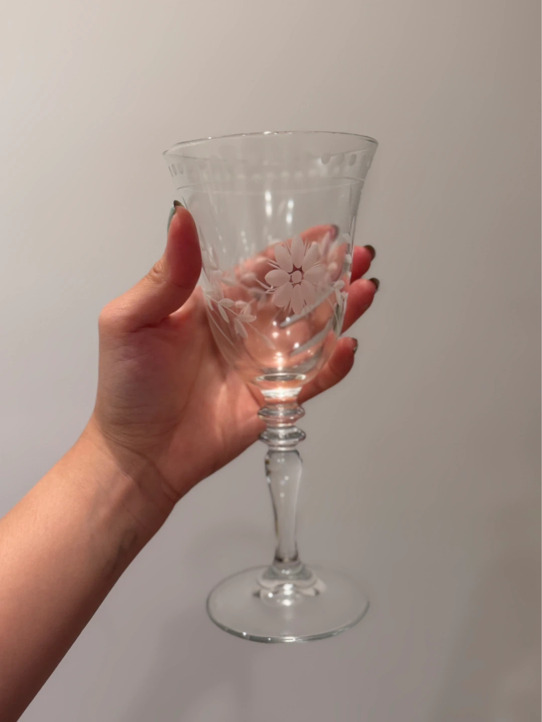 Clear Etched Floral Wine Glass - photo 3