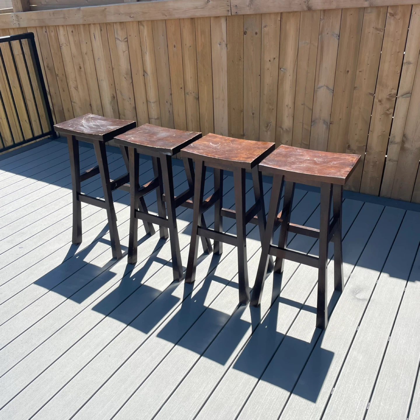 4 Bar Stools - photo 2