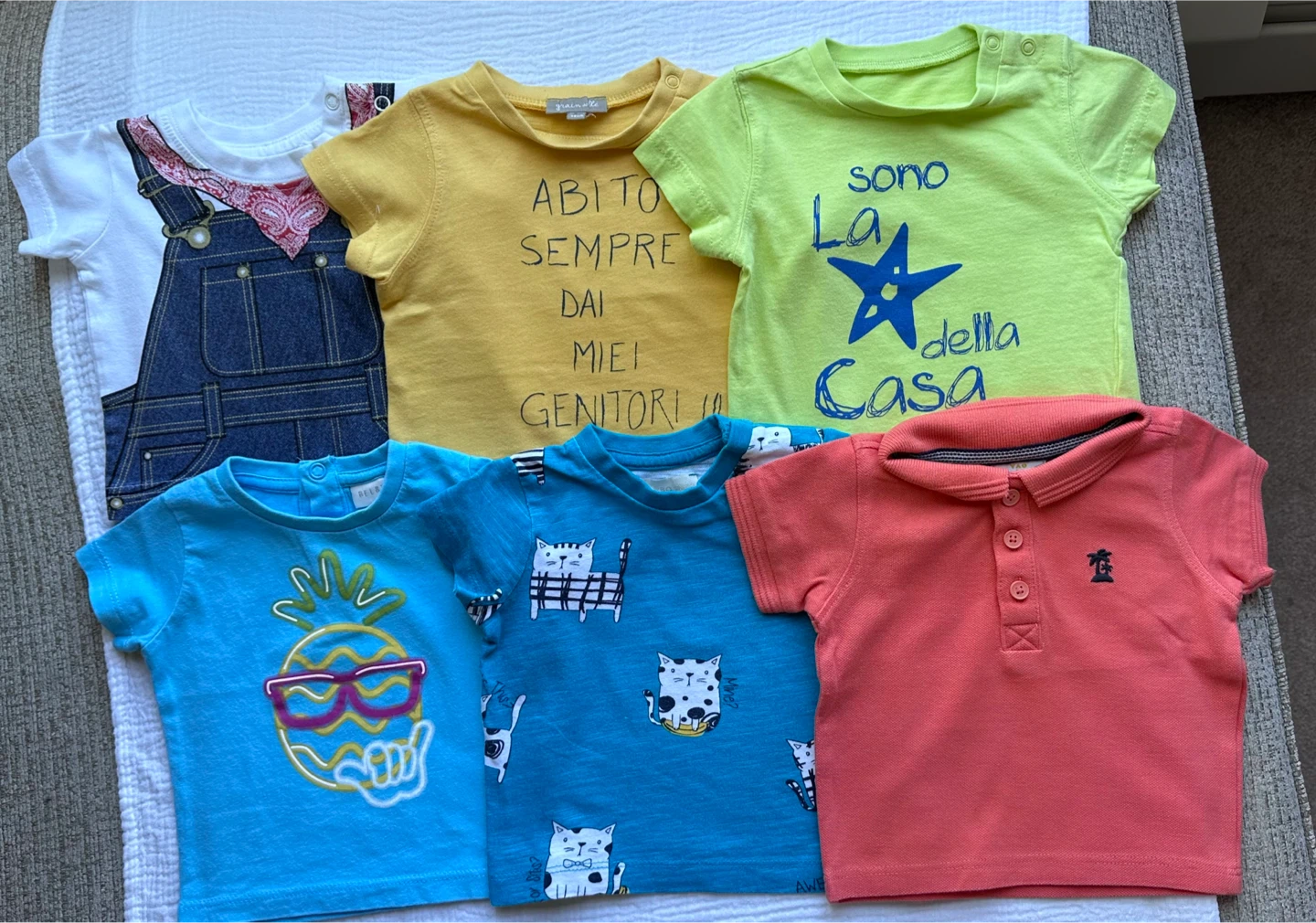Bundle of 6 Baby Tops and Bodysuit