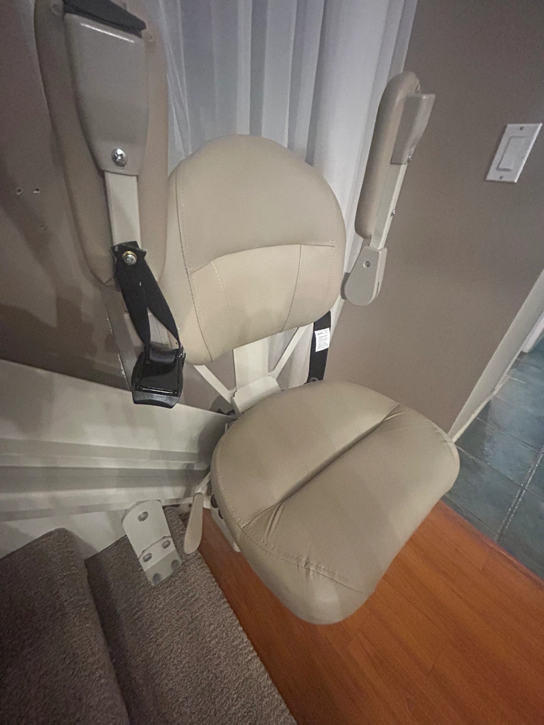 Leather motorized Stair Lift Chair seat - photo 3