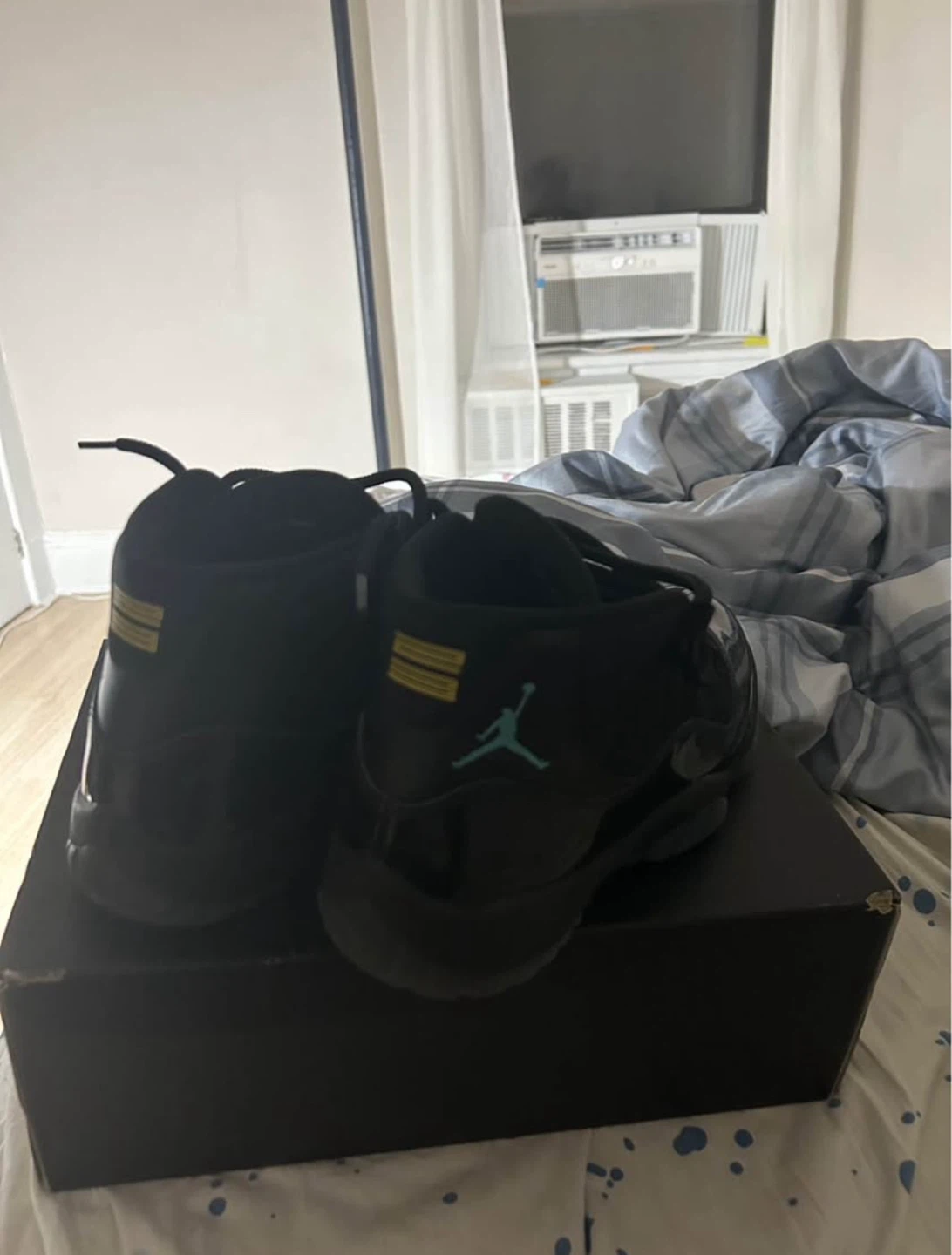 Air Jordan 11 Gamma Shoes - photo 4