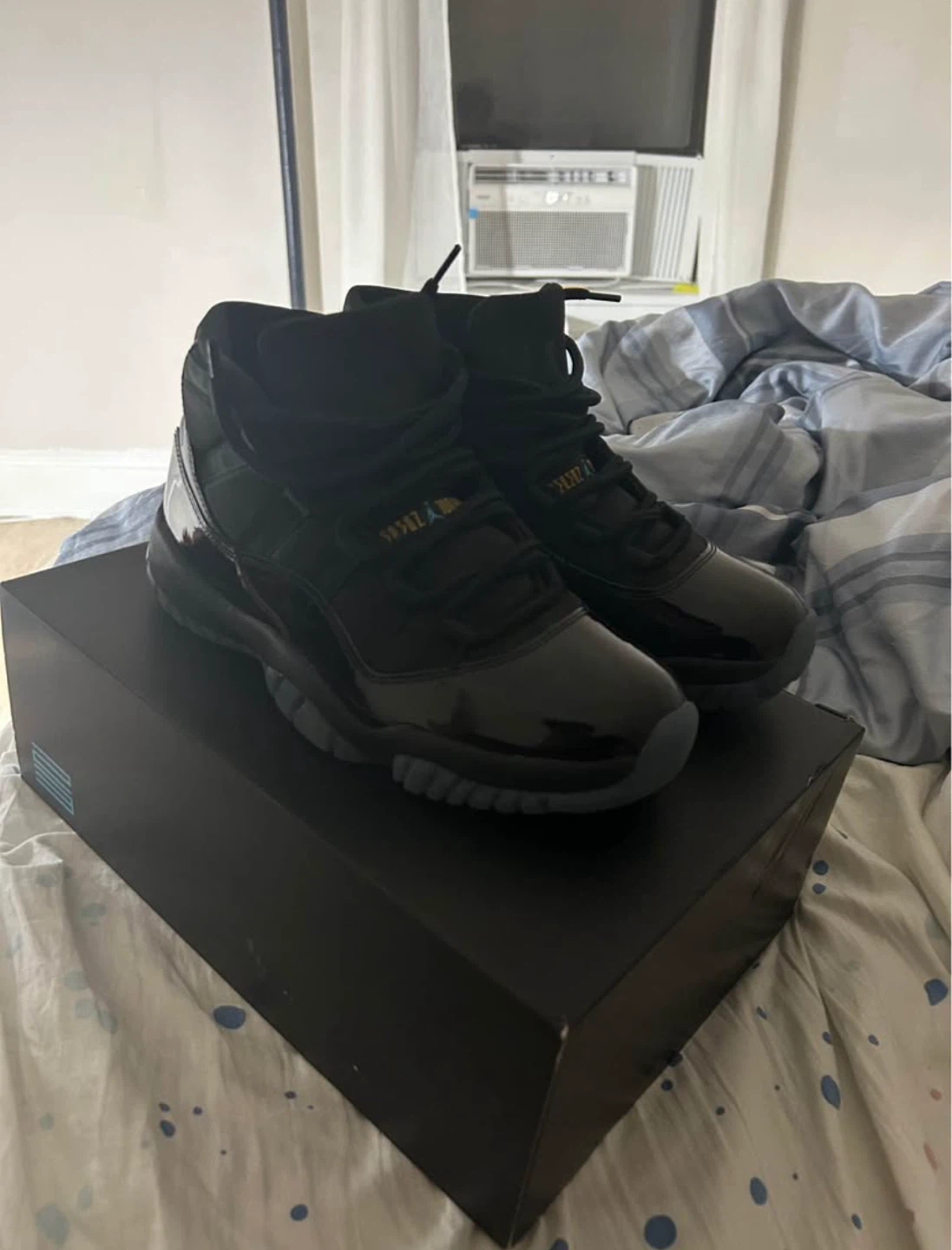 Air Jordan 11 Gamma Shoes