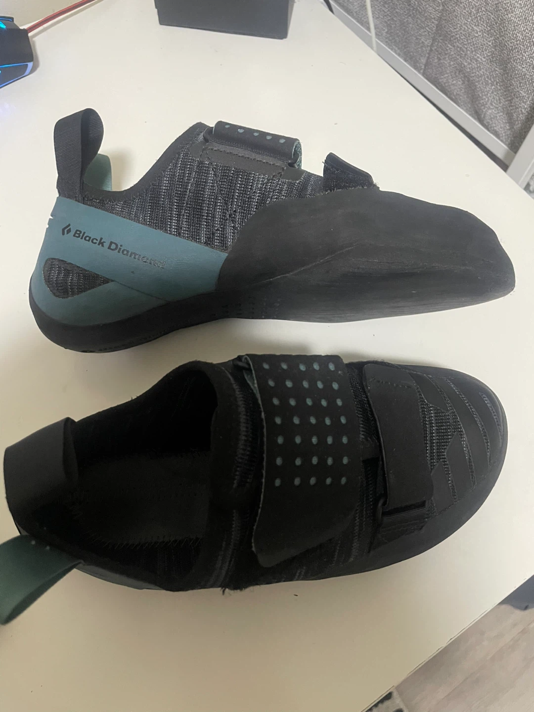 Climbing shoes - photo 3