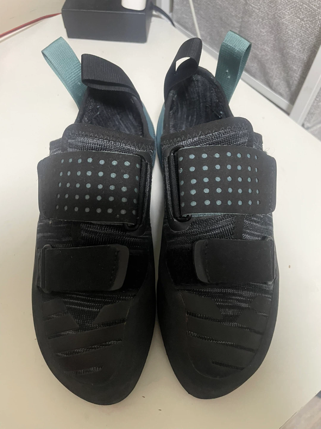 Climbing shoes