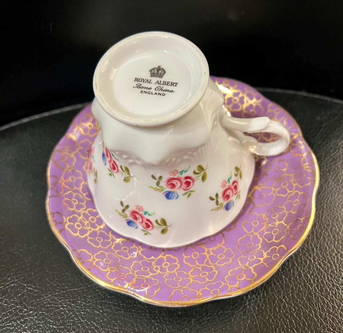 Royal Albert Bone China Tea Cup and Saucer Set - photo 5