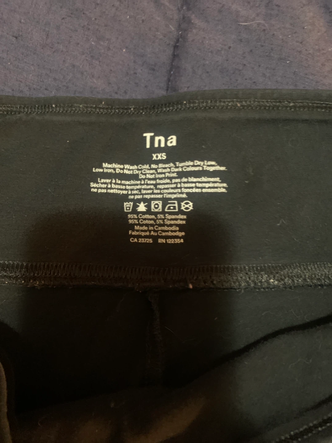 Tna XXS Black Leggings with Pink Graphic - photo 2