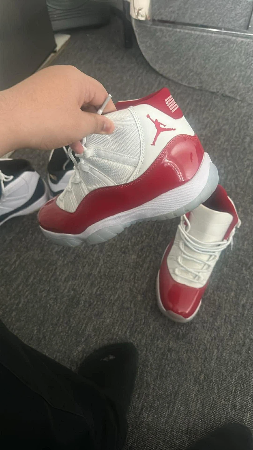 Air Jordan 11 Retro cherry - photo 2