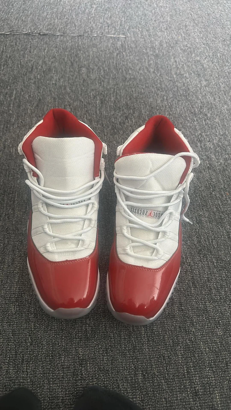 Air Jordan 11 Retro cherry - photo 3