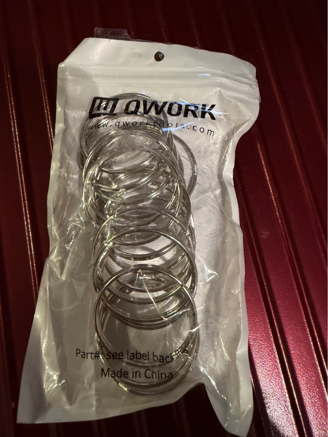 Moving out sale- 2 inch large open key ring for crafts - photo 2