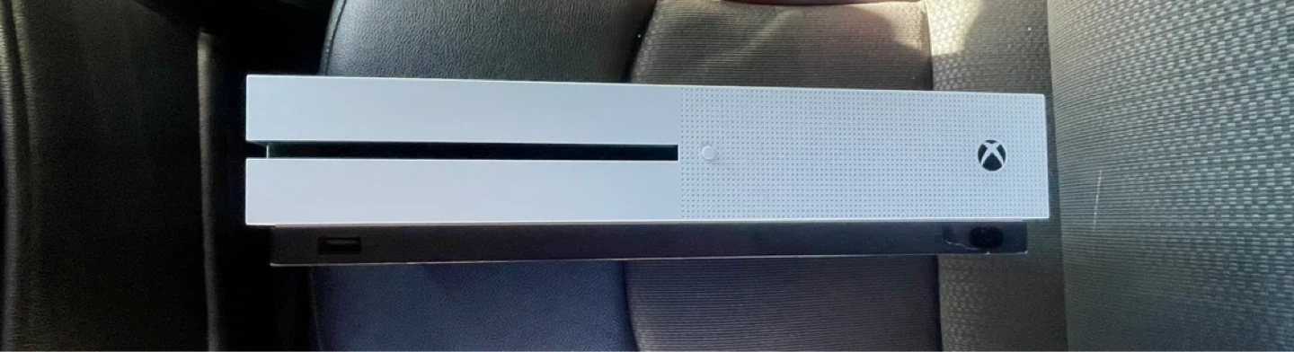 Xbox One S Console - photo 2